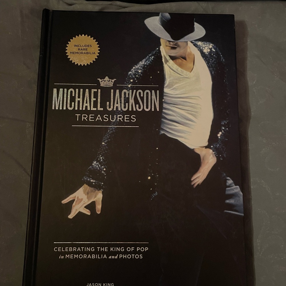 Michael Jackson Treasures Book